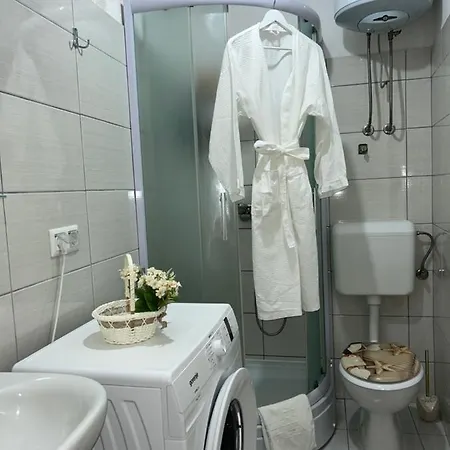 Apartman Lux Apartment *