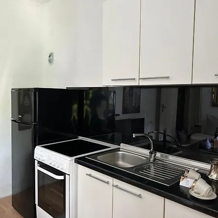 アパート Apartman Lux ヤイツェ