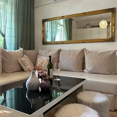 Apartman Lux Apartment
